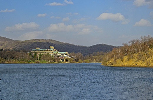 Bor's lake