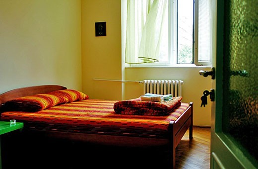 Room with king bed 1/2, Apartment Komunac - Novi Beograd