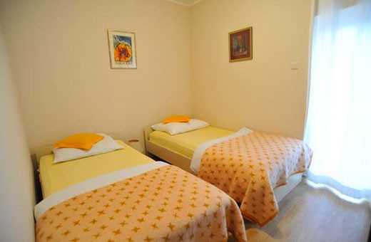 Apartman Branka spavaća soba, Apartmani Izvor - Vrdnik