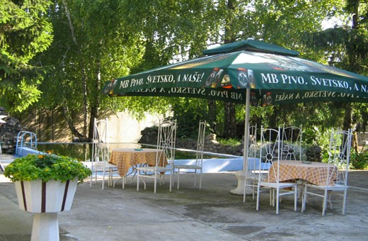 Bašta i bazen, Motel&kamp Pipacs - Feketić