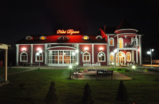 Noću, Hotel Dijana - Pirot