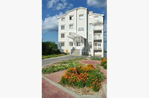 Entrance, Hotel Kondor - Stari Banovci