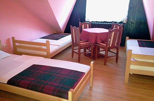 Trokrevetna soba, Hostel CENTAR NS - Novi Sad