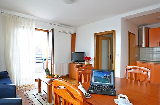 Dnevni boravak, Apartmani Zlatno brdo - Smederevo