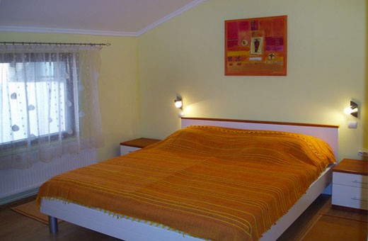 Room, Villa Elizabet - Palić
