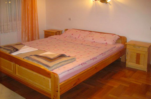 Apartman1 spavaća soba, Apartmani Udovičić - Zlatibor