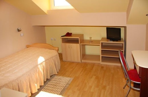 Room 1/1+1, Hotel Dijana - Pirot