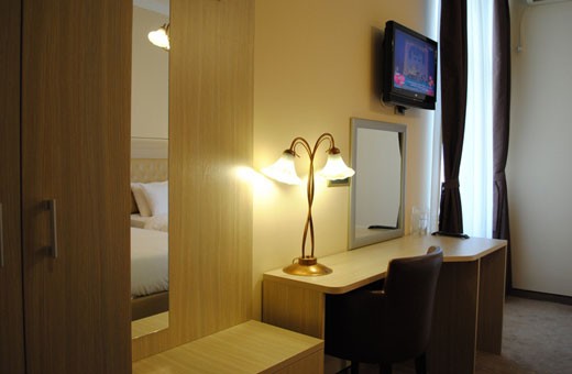 Economy double room, Belgrade City Hotel