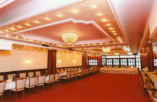 Glass hall, Hotel Kondor - Stari Banovci