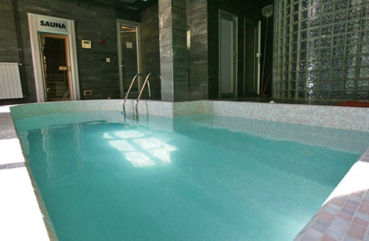 Indoor swimming pool, Hotel Ozon - Kopaonik, Brzeće