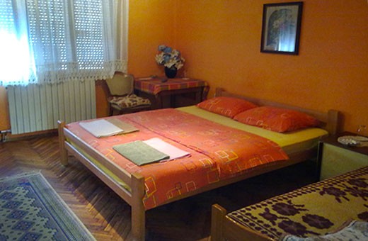Room 1/3, Boarding house Lug - Belgrade